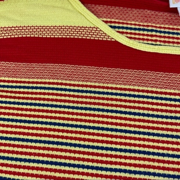 Lularoe Tshirt Womens Medium Yellow Red Striped Short Sleeve - Picture 4 of 8